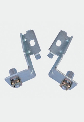 TS010 (安装板上固定件)